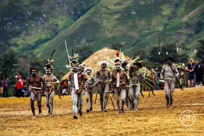 Baliem Valley Festival In Papua - Peek Holidays