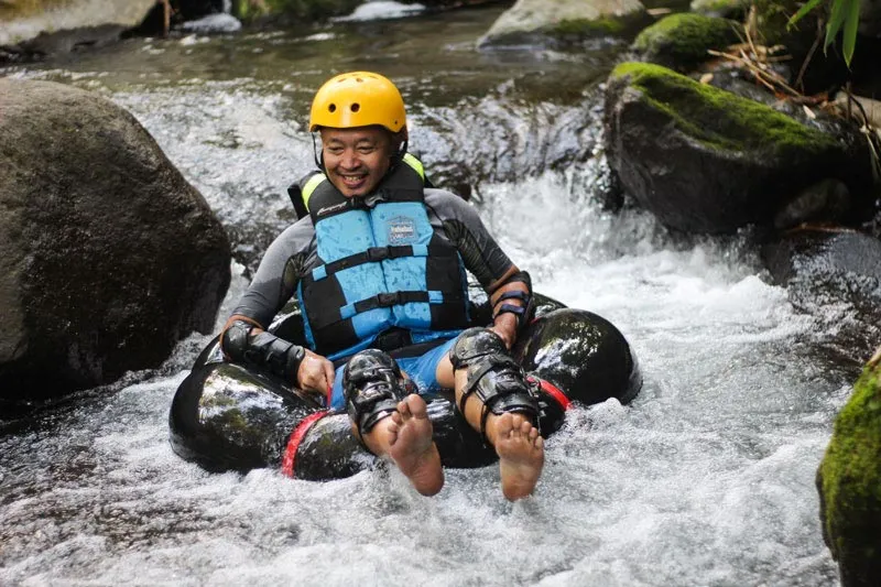 peekholidays-majalengka-cikadongdong river tubing