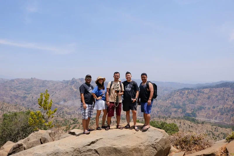 peekholidays-majalengka-gunung karang