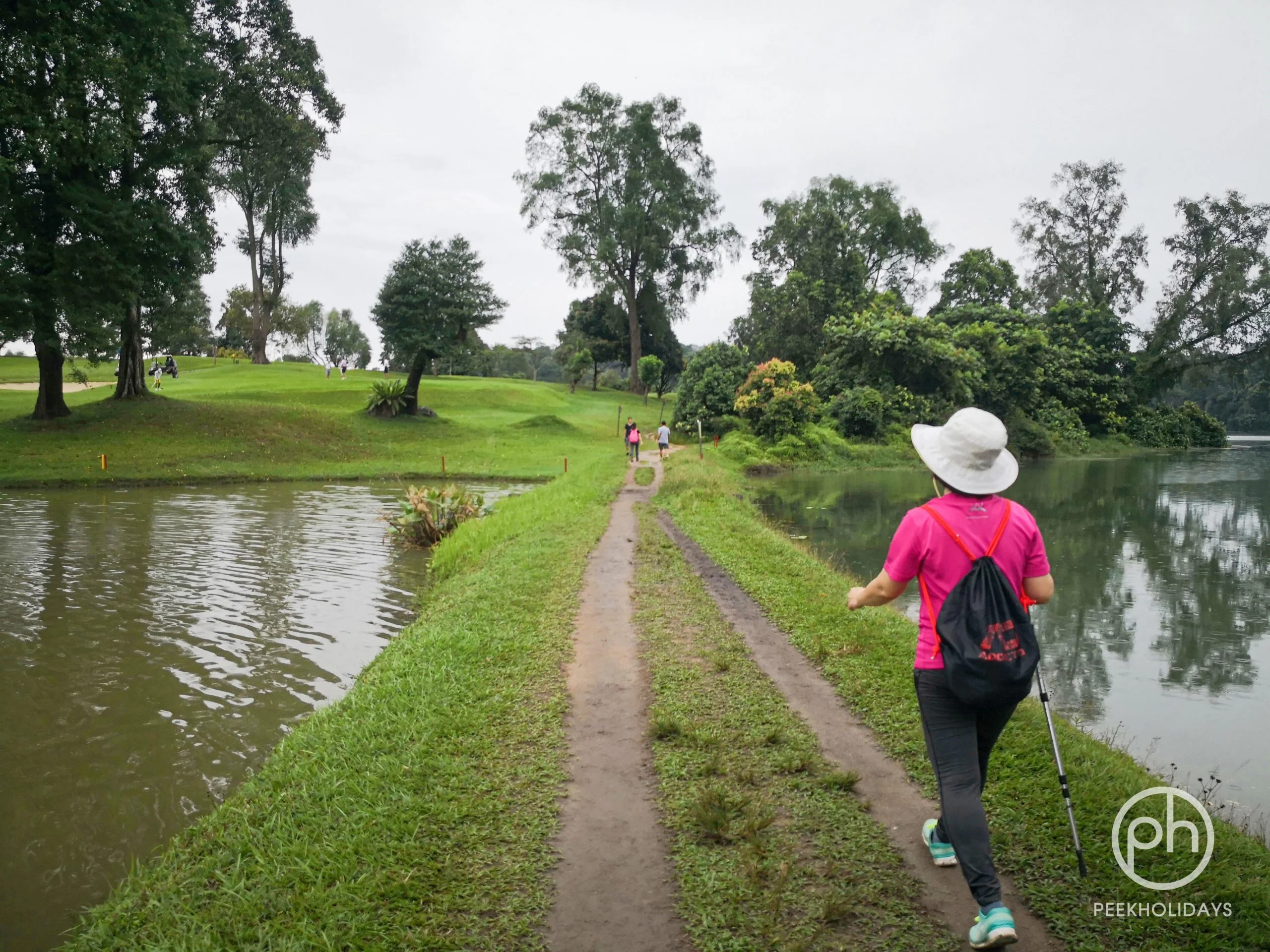 peekholidays-macritchie